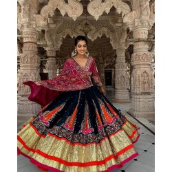 Navratri chaniya choli in muslin cotton fabric